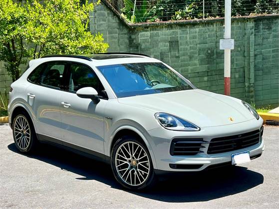 PORSCHE CAYENNE 3.0 V6 E-HYBRID PLATINUM EDITION AWD TIPTRONIC S